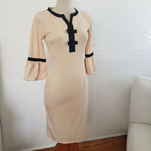 Classic Party Dress in Peach w/Black Accents Balloon Cuff Sleeves Size M…